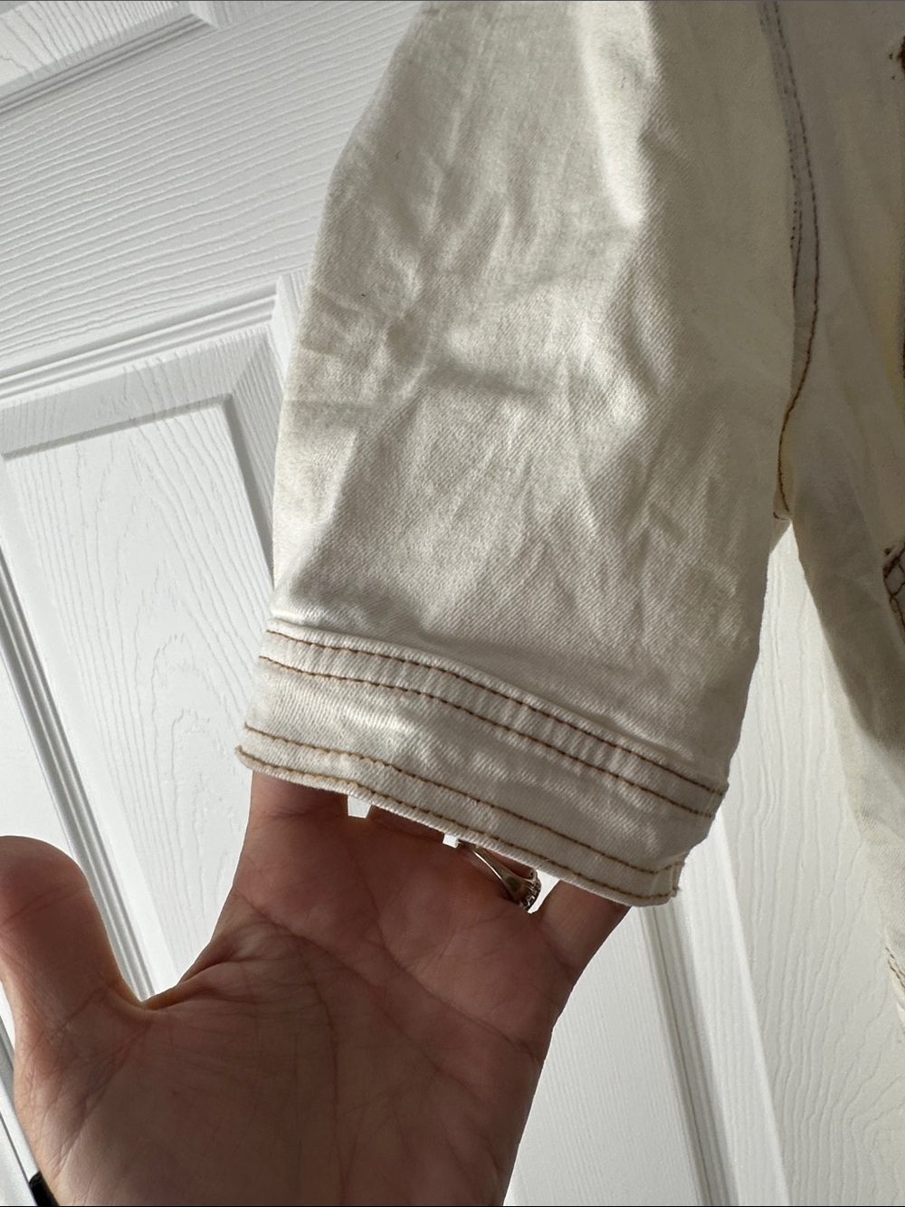 day + mood Cream Short Sleeve Romper with Contrast Stitching - Picture 3 of 8